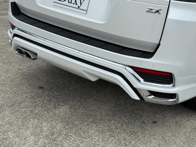 TOYOTA LAND CRUISER ZX