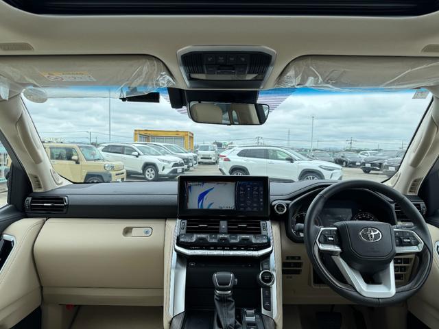 TOYOTA LAND CRUISER ZX