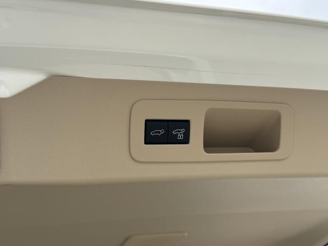 TOYOTA LAND CRUISER ZX