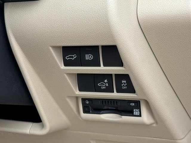 TOYOTA LAND CRUISER ZX