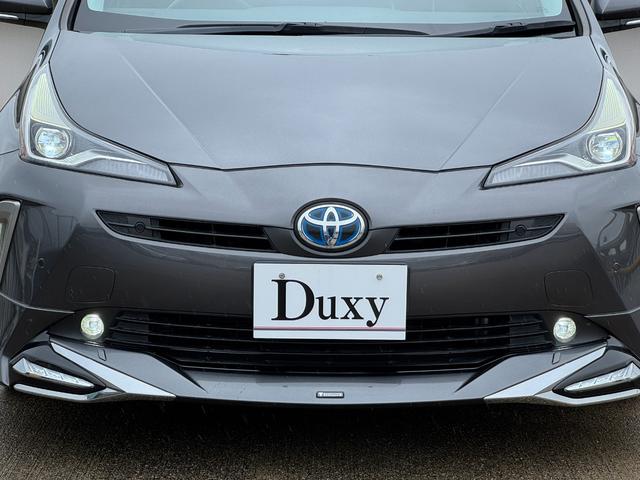 TOYOTA PRIUS S TOURING SELECTION