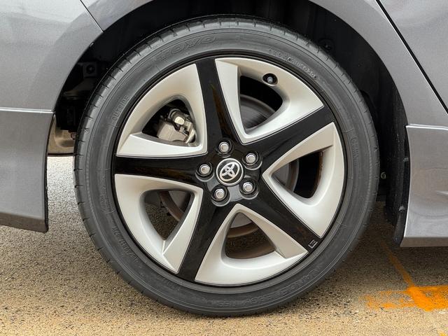 TOYOTA PRIUS S TOURING SELECTION