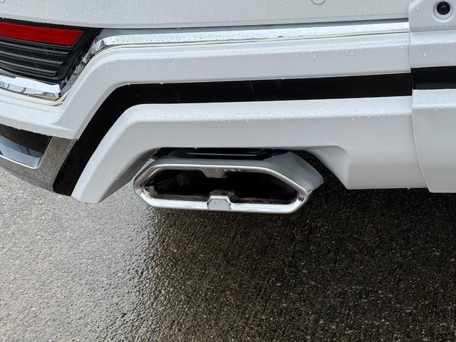 TOYOTA LAND CRUISER ZX