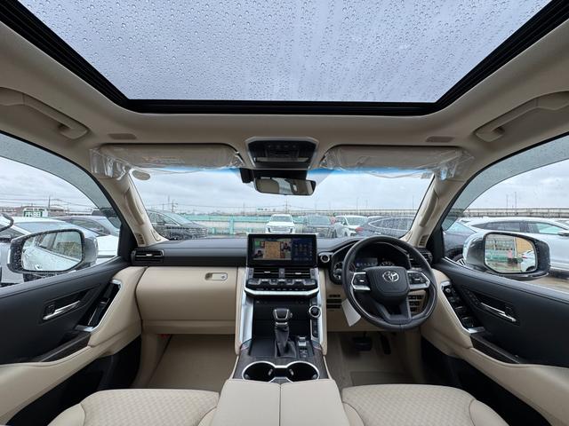 TOYOTA LAND CRUISER ZX