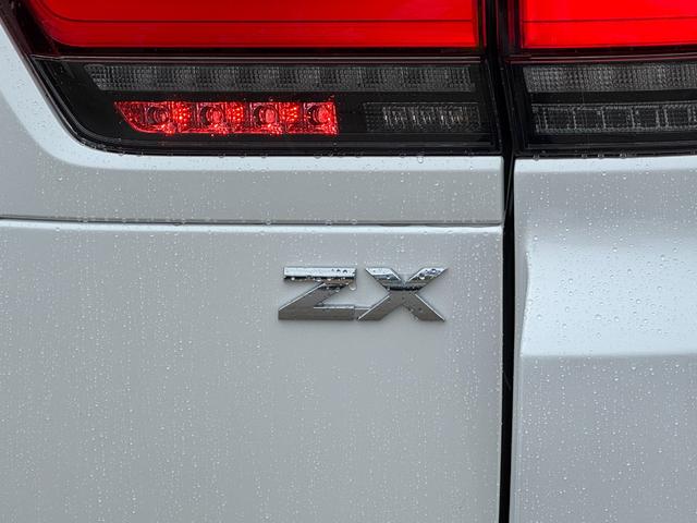 TOYOTA LAND CRUISER ZX