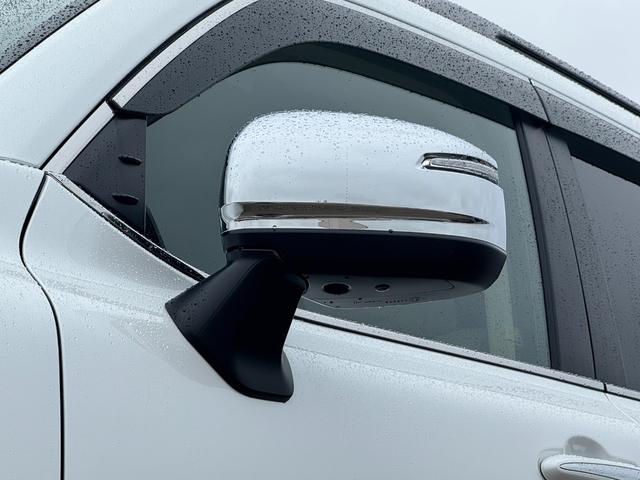 TOYOTA LAND CRUISER ZX