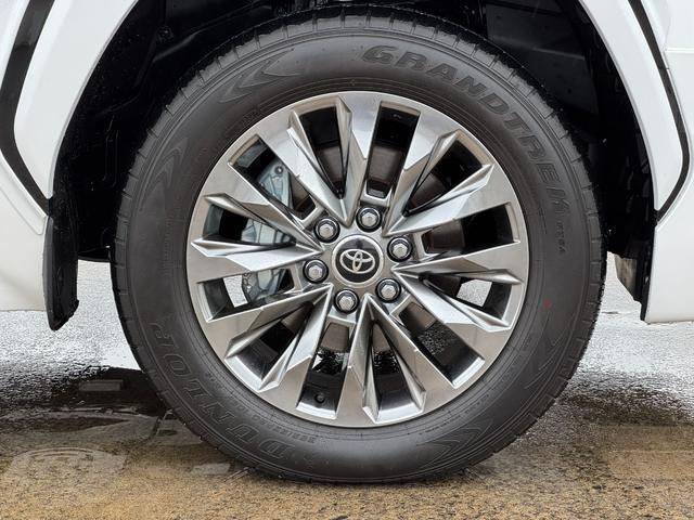 TOYOTA LAND CRUISER ZX