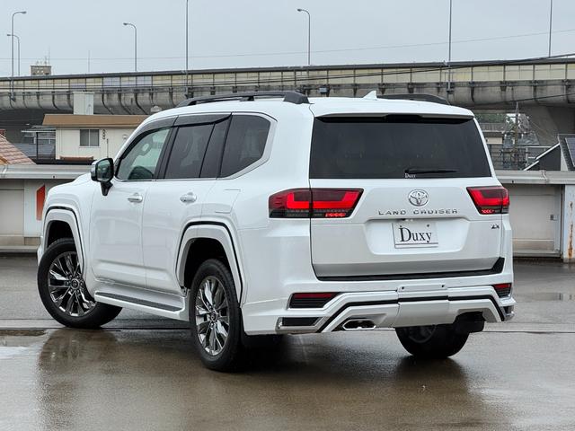 TOYOTA LAND CRUISER ZX