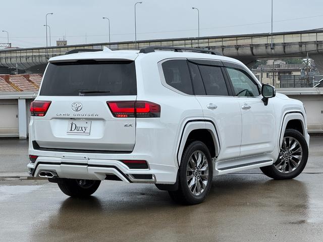 TOYOTA LAND CRUISER ZX