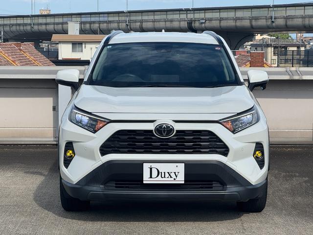 ＲＡＶ４ Ｘ　ＡＬＰＡＩＮナビ　フルセグＴＶ　バックカメラ　レーダクルーズコントロール　ＬＥＤルームランプ　ドライブレコーダー　イエローフォグ　純正１７インチアルミ　トヨタセーフティセンス　マルチインフォメーション（8枚目）