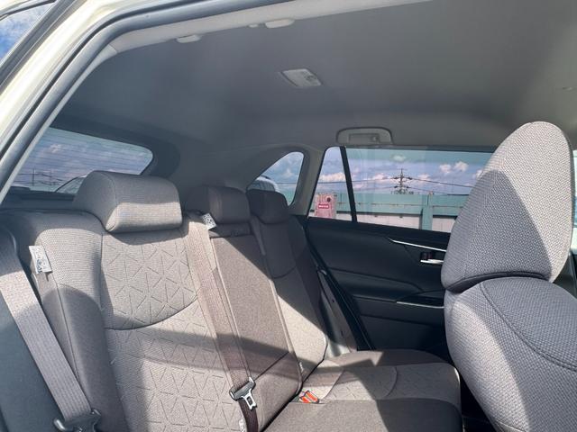 ＲＡＶ４ Ｘ　ＡＬＰＡＩＮナビ　フルセグＴＶ　バックカメラ　レーダクルーズコントロール　ＬＥＤルームランプ　ドライブレコーダー　イエローフォグ　純正１７インチアルミ　トヨタセーフティセンス　マルチインフォメーション（73枚目）