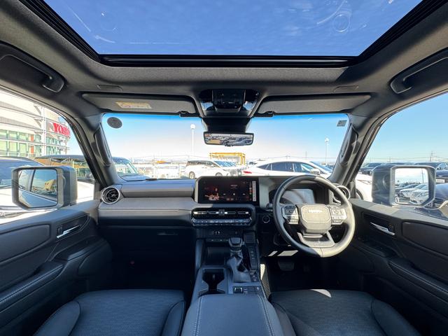 ランドクルーザー250 VX 特別限定ローン モデリスタプロテクターキット 12.3型コネクティッドナビ デジタルインナーミラー パノラミックビューモニター フルセグTV 寒冷地仕様 HDMI入力端子 前席シートヒーター&クーラー(6枚目)