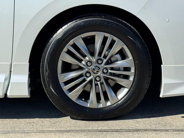 TOYOTA ALPHARD HYBRID