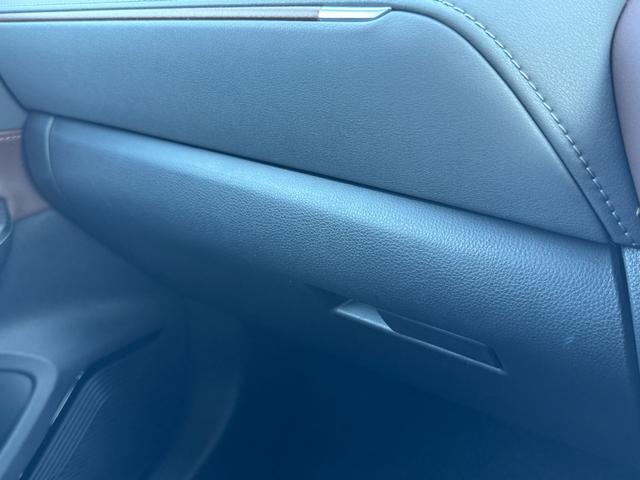 ハリアーハイブリッド Z レザーパッケージ モデリスタエアロ 4本出マフラー 12.3型JBLナビ パノラミックビューモニター デジタルミラー パワーバックドア ETC2.0 ステアリングヒータ シートヒーター&クーラー HUD パワーシート(73枚目)