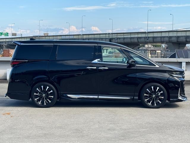 ヴェルファイアハイブリッド エグゼクティブラウンジ　茶内装　モデリスタエアロ　ＪＢＬ　後席モニター　デジタルインナーミラー　パノラミックビューモニター　ムーンルーフ　　両側パワースライドドア　アドバンスドパーク　ブラインドスポットモニター　純正１９ＡＷ（24枚目）