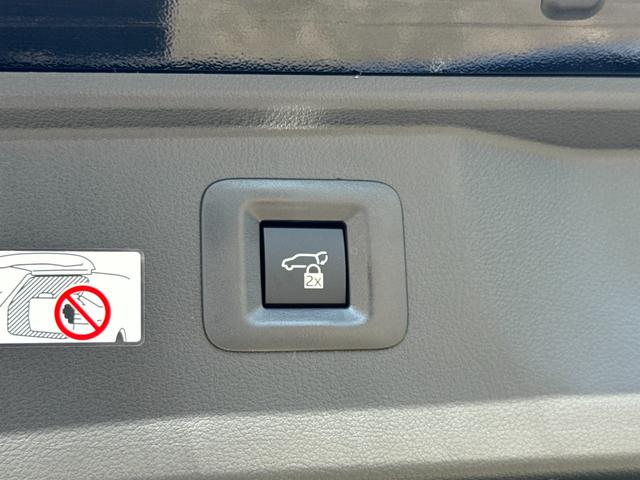 ヴェルファイアハイブリッド エグゼクティブラウンジ　茶内装　モデリスタエアロ　ＪＢＬ　後席モニター　デジタルインナーミラー　パノラミックビューモニター　ムーンルーフ　　両側パワースライドドア　アドバンスドパーク　ブラインドスポットモニター　純正１９ＡＷ（48枚目）