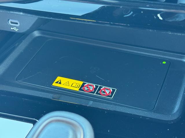 ヴェルファイアハイブリッド エグゼクティブラウンジ　茶内装　モデリスタエアロ　ＪＢＬ　後席モニター　デジタルインナーミラー　パノラミックビューモニター　ムーンルーフ　　両側パワースライドドア　アドバンスドパーク　ブラインドスポットモニター　純正１９ＡＷ（66枚目）