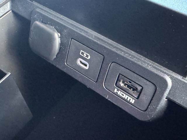 ヴェルファイアハイブリッド エグゼクティブラウンジ　茶内装　モデリスタエアロ　ＪＢＬ　後席モニター　デジタルインナーミラー　パノラミックビューモニター　ムーンルーフ　　両側パワースライドドア　アドバンスドパーク　ブラインドスポットモニター　純正１９ＡＷ（69枚目）