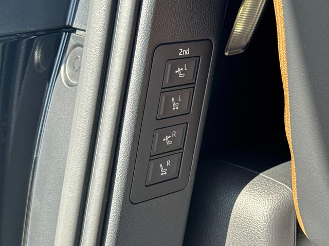 ヴェルファイアハイブリッド エグゼクティブラウンジ　茶内装　モデリスタエアロ　ＪＢＬ　後席モニター　デジタルインナーミラー　パノラミックビューモニター　ムーンルーフ　　両側パワースライドドア　アドバンスドパーク　ブラインドスポットモニター　純正１９ＡＷ（77枚目）