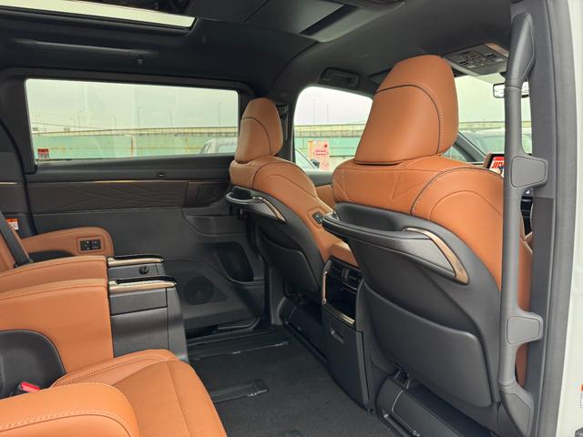 ヴェルファイアハイブリッド Z プレミア 茶内装 左右独立ムーンルーフ デジタルインナーミラー 純正14型DA 後席モニター パノラミックビューモニター ブラインドスポットモニター スペアタイヤ 置くだけ充電 パワーバックドア ETC2.0(38枚目)