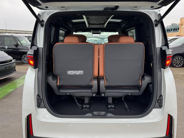 ヴェルファイアハイブリッド Z プレミア 茶内装 左右独立ムーンルーフ デジタルインナーミラー 純正14型DA 後席モニター パノラミックビューモニター ブラインドスポットモニター スペアタイヤ 置くだけ充電 パワーバックドア ETC2.0(42枚目)