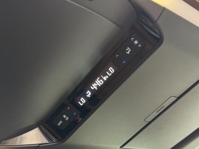 ヴェルファイアハイブリッド Z プレミア 茶内装 左右独立ムーンルーフ デジタルインナーミラー 純正14型DA 後席モニター パノラミックビューモニター ブラインドスポットモニター スペアタイヤ 置くだけ充電 パワーバックドア ETC2.0(68枚目)