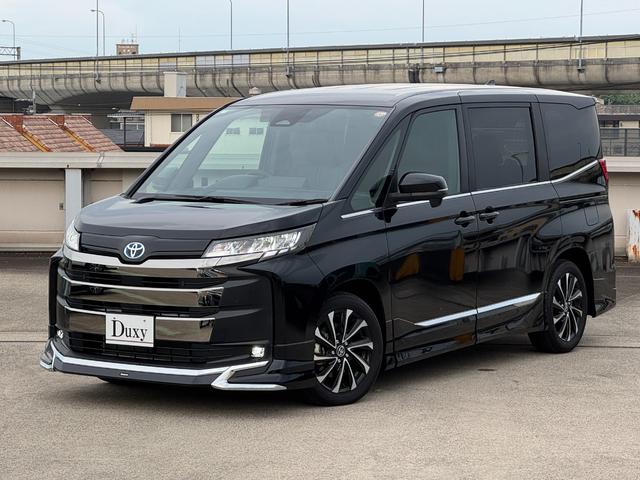 TOYOTA NOAH HYBRID S-Z