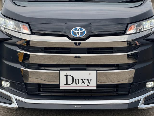 TOYOTA NOAH HYBRID S-Z