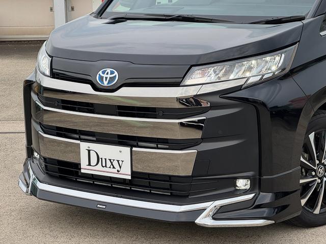 TOYOTA NOAH HYBRID S-Z