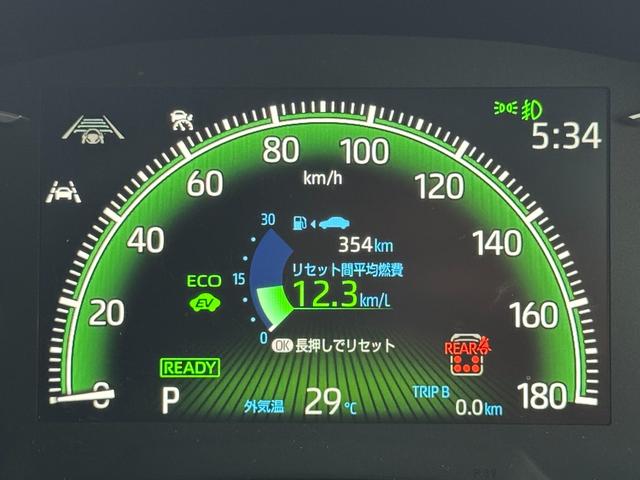 TOYOTA NOAH HYBRID S-Z