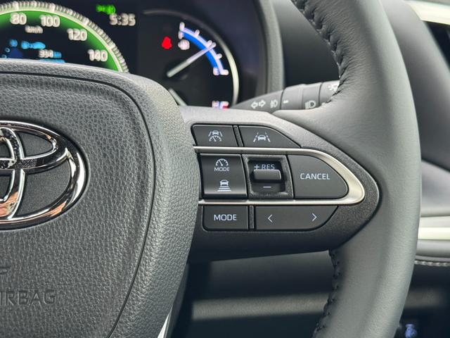 TOYOTA NOAH HYBRID S-Z