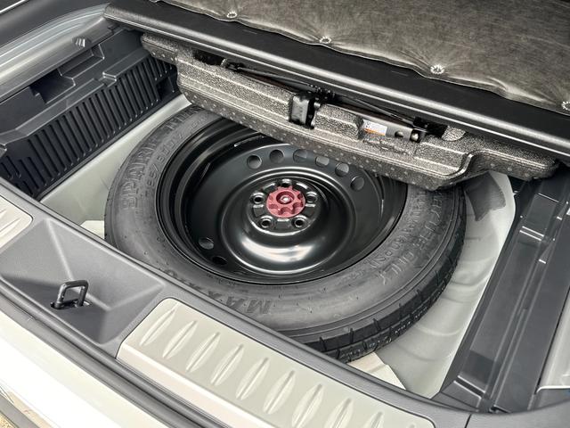 ハリアーハイブリッド Z レザーパッケージ パノラミックビューモニター 調光パノラマルーフ 4WD スペアタイヤ ブラウン革 12.3型JBLナビ ETC2.0 デジタルインナーミラー録画機能 ヘッドアップディスプレイ BSM パワーバックドア(12枚目)