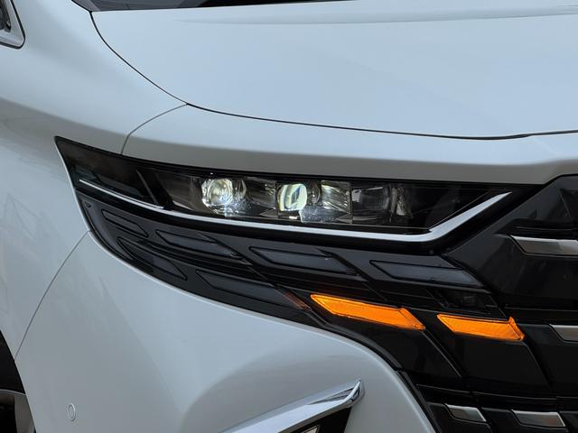 TOYOTA ALPHARD HYBRID Z