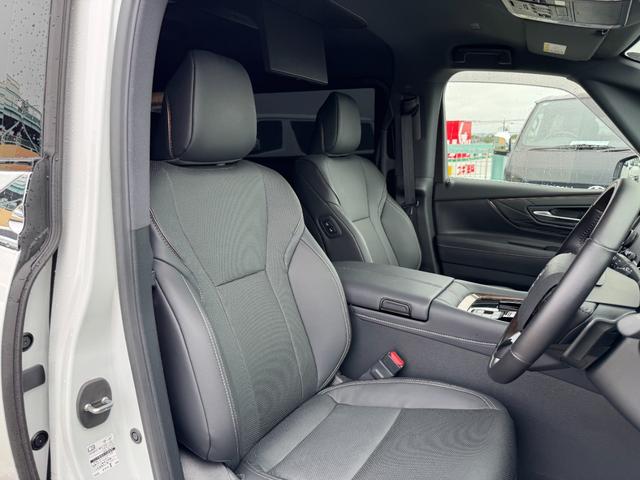 TOYOTA ALPHARD HYBRID Z