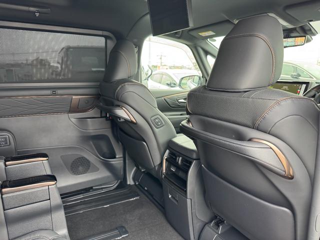 TOYOTA ALPHARD HYBRID Z