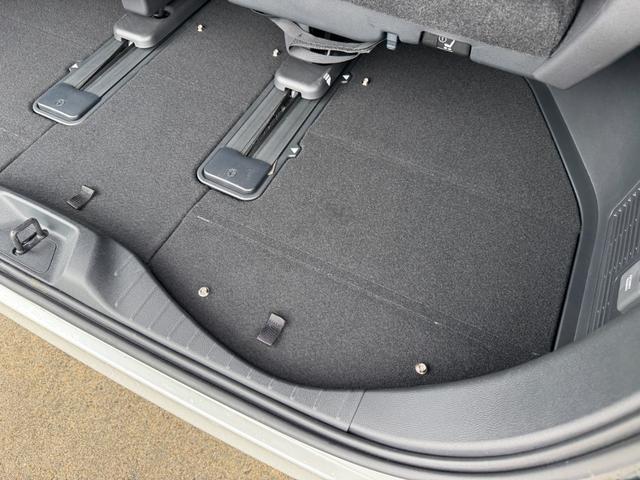 TOYOTA ALPHARD HYBRID Z