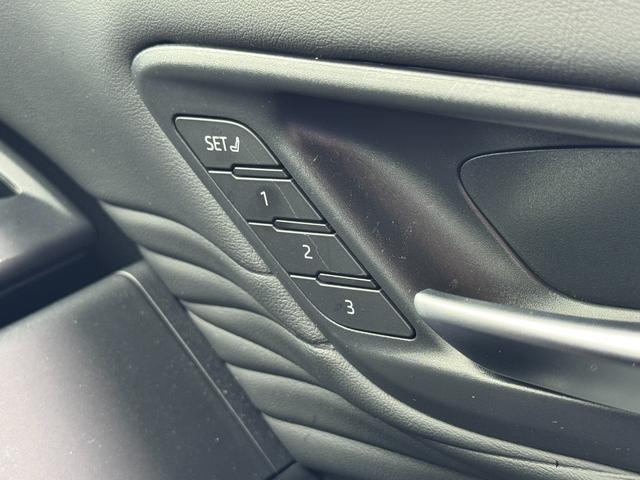 TOYOTA ALPHARD HYBRID Z