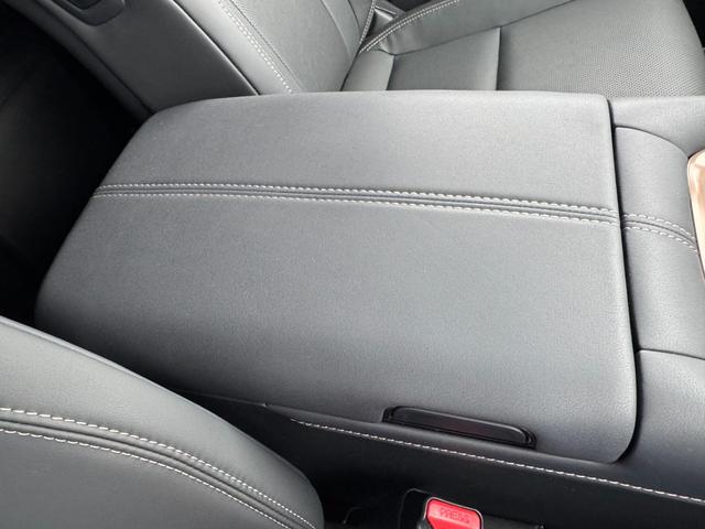 TOYOTA ALPHARD HYBRID Z