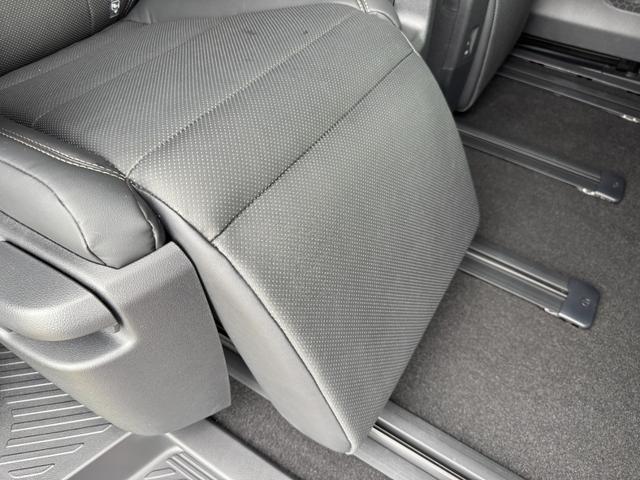 TOYOTA ALPHARD HYBRID Z