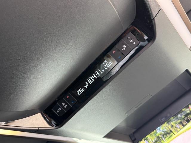 TOYOTA ALPHARD HYBRID Z