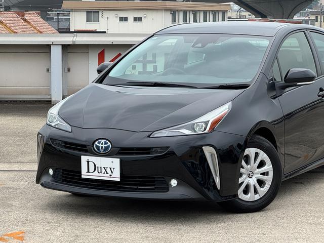 プリウス ＳセーフティプラスＩＩ　８インチディスプレイオーディオナビ　バックカメラ　ブラインドスポットモニター　スペアタイヤ　アクセサリーコンセント　トヨタセーフティーセンス　レーダークルーズコントロール　ＥＴＣ　１５アルミホイール（15枚目）