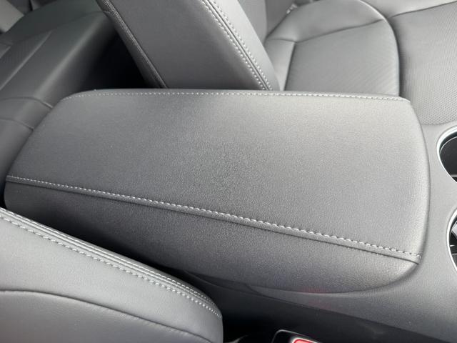 ハリアーハイブリッド Z レザーパッケージ 黒内装 デジタルミラー 12.3JBLサウンドナビ フルセグTV パノラミックビューモニター ブラインドスポットモニター パワーバックドア シートヒーター&クーラー ETC2.0 スペアタイヤ HUD(62枚目)