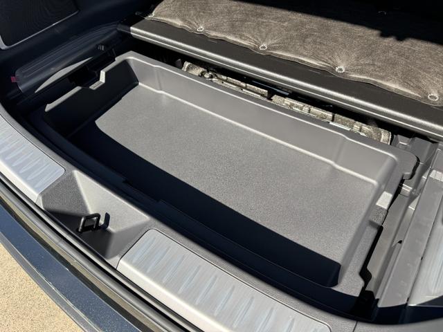 ハリアーハイブリッド Z レザーパッケージ モデリスタエアロ 全周囲カメラ デジタルミラー PHEVグリル 12.3型JBLナビ フルセグTV ブラインドスポットモニター ベンチレーション ステアリングヒーター ETC20 クルーズコントロール(77枚目)