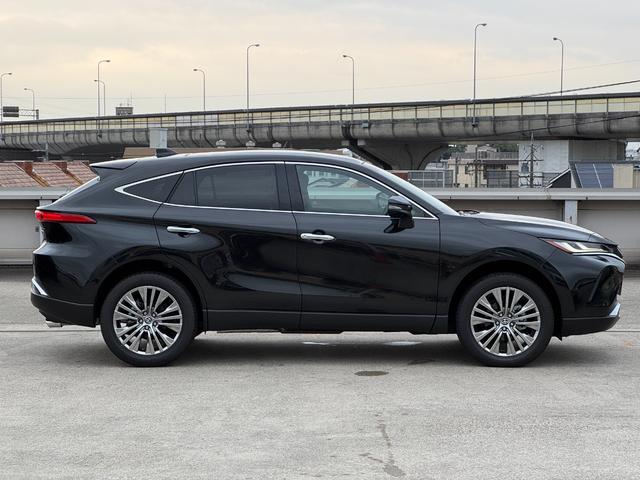 ハリアーハイブリッド Z 調光ルーフ 全周囲カメラ デジタルミラー 置くだけ充電 アクセサリーコンセント 12.3型JBL フルセグTV ブラインドスポットモニター ETC2.0 ヘッドアップディスプレイ クルーズコントロール(17枚目)