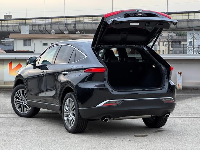 ハリアーハイブリッド Z 調光ルーフ 全周囲カメラ デジタルミラー 置くだけ充電 アクセサリーコンセント 12.3型JBL フルセグTV ブラインドスポットモニター ETC2.0 ヘッドアップディスプレイ クルーズコントロール(29枚目)