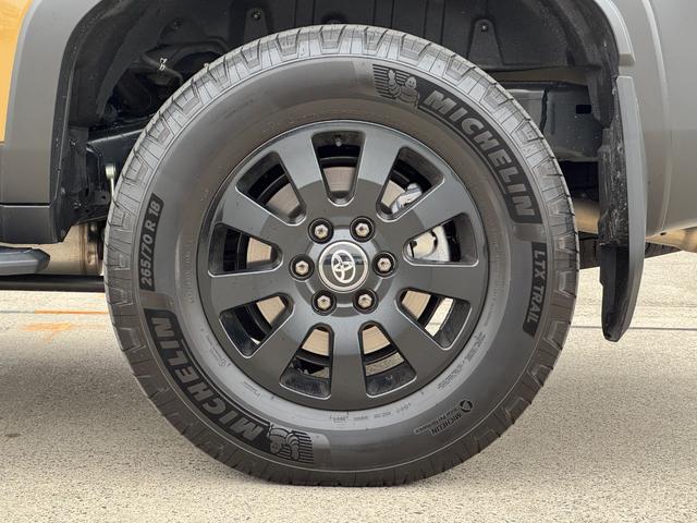 ランドクルーザー250 ZXファーストエディション メーカーJBLナビ フルセグ サンルーフ トヨタチームメイト 丸目LEDヘッドランプ デジタルインナーミラー ブラックルーフレール クルーズコントロール パノラミックビューモニター ブラインドスポット(19枚目)