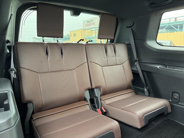 ランドクルーザー250 ZXファーストエディション メーカーJBLナビ フルセグ サンルーフ トヨタチームメイト 丸目LEDヘッドランプ デジタルインナーミラー ブラックルーフレール クルーズコントロール パノラミックビューモニター ブラインドスポット(43枚目)