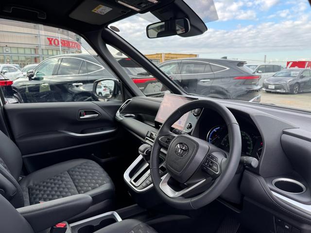 ヴォクシー ハイブリッドS-Z 10.5型DA フルセグTV 13.2型後席モニター パワーバックドア 前席、後席シートヒーター 三眼LEDヘッドライト CD,DVDデッキ AC100V電源 ETC2.0 純正17AW HDMI端子(39枚目)