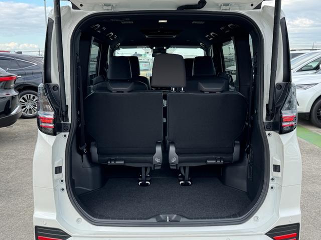 ヴォクシー ハイブリッドS-Z 10.5型DA フルセグTV 13.2型後席モニター パワーバックドア 前席、後席シートヒーター 三眼LEDヘッドライト CD,DVDデッキ AC100V電源 ETC2.0 純正17AW HDMI端子(43枚目)