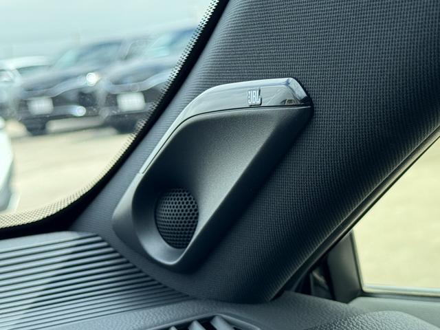 ハリアーハイブリッド Z 全周囲カメラ デジタルインナーミラー 12.3型JBLナビ フルセグTV ブラインドスポットモニタ ETC2.0 ヘッドアップディスプレイ レーダークルーズコントロール USBポート パワーバックドア(8枚目)